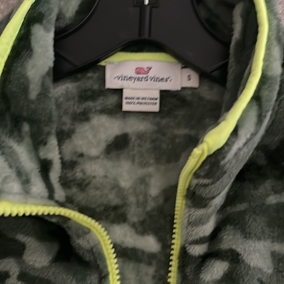 VINEYARD VINES QUARTER ZIP UP - Picture 3 of 5